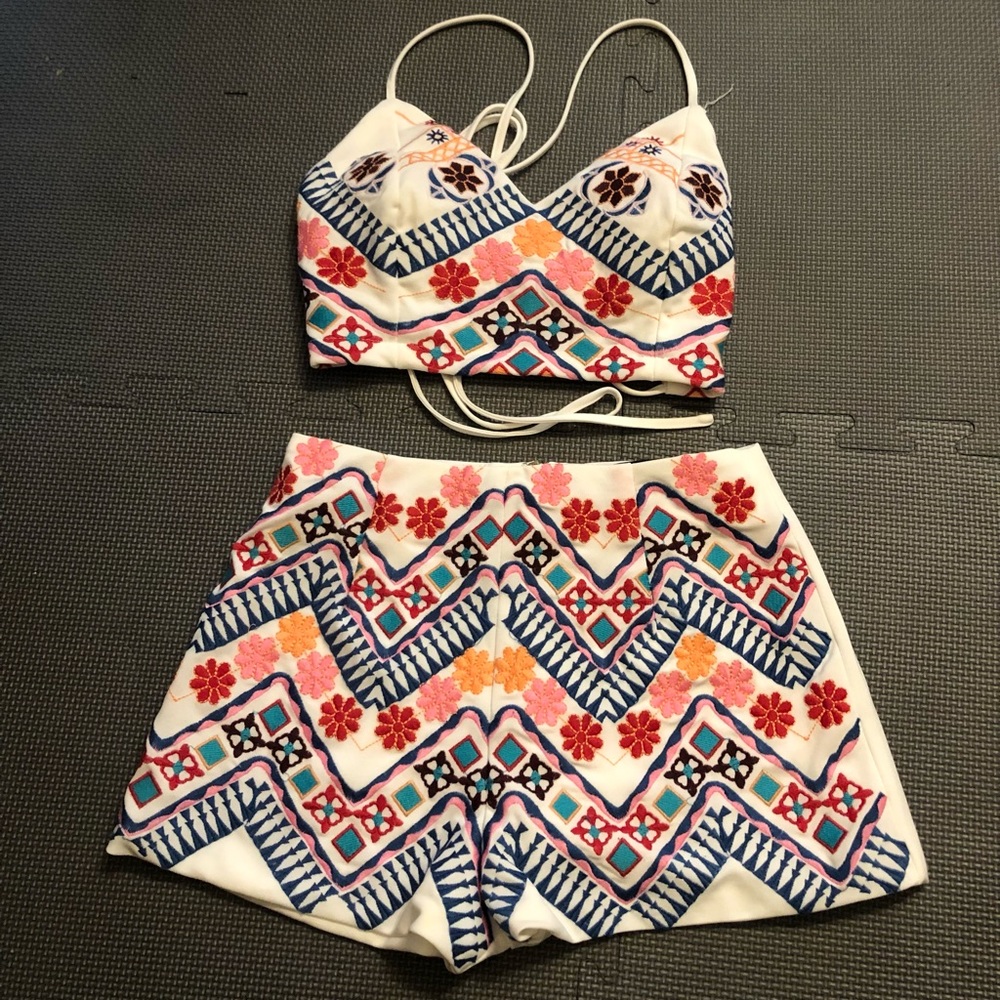 Lulu’s Two-Piece Romper set, multicolor.